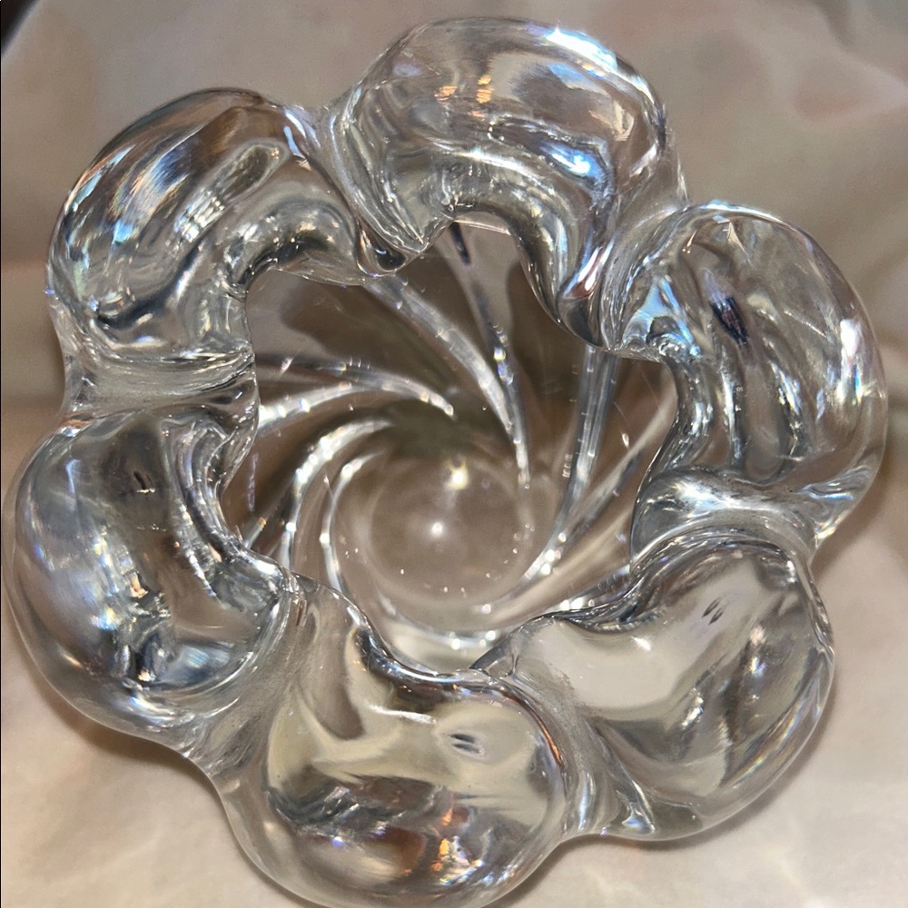 1940's Orrefors Crystal Rose Bowl, designed by Edvin Ohrstrom.SIGNED - Picture 3 of 4
